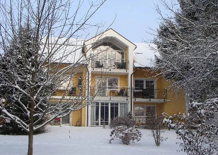 Apartahotel Appartementhaus Loewenzahn 3*