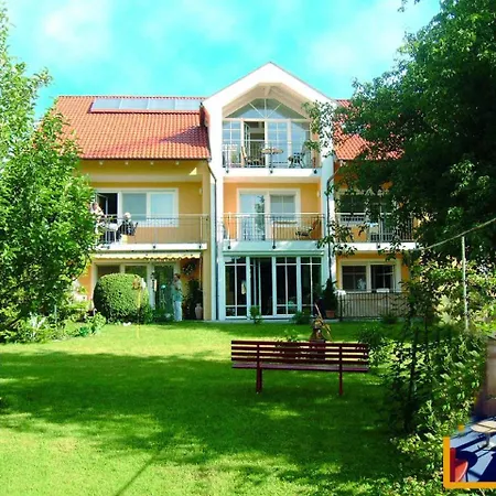 Appartementhaus Loewenzahn * 바트푸징